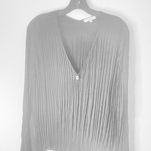 Vince Crinkled V-Neck Blouse – Black, Size L, Made in China - Picture 12 of 15